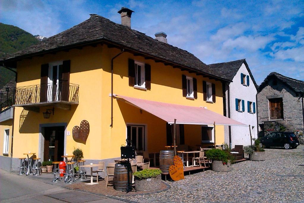 Locanda Poncini Maggia Bagian luar foto