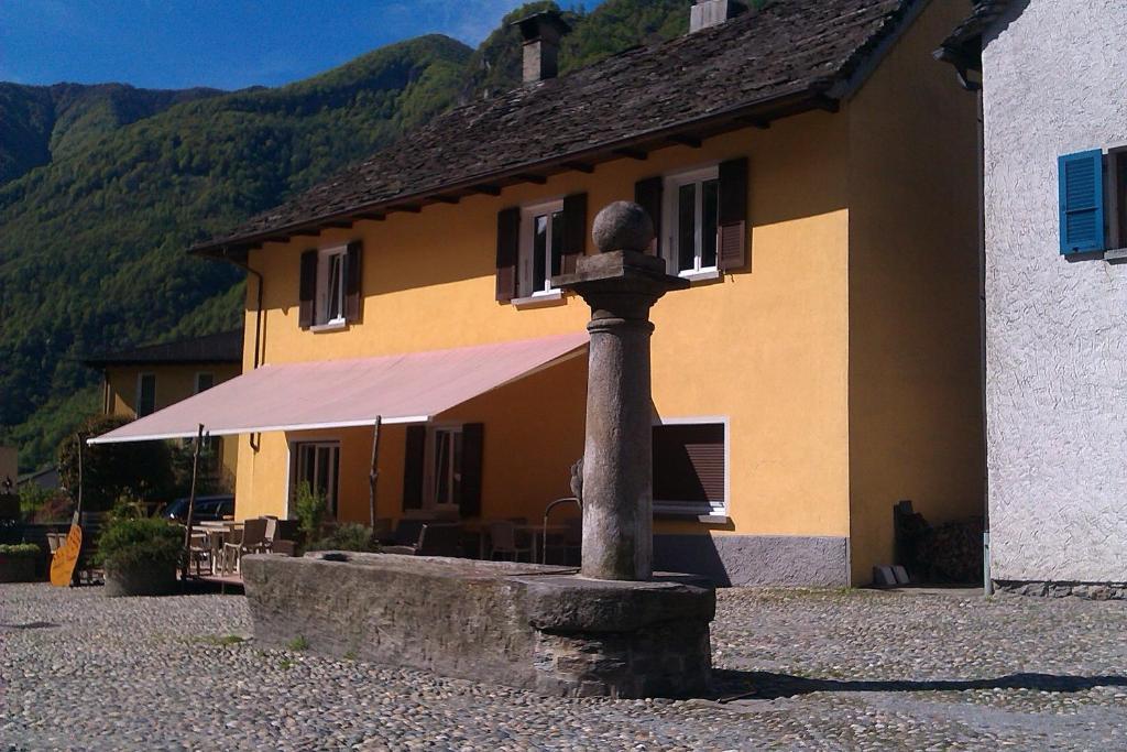 Locanda Poncini Maggia Bagian luar foto